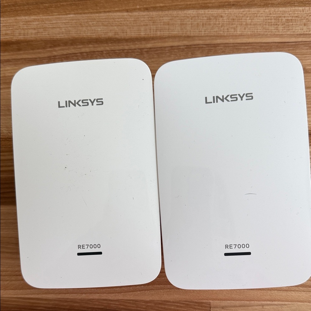 Linksys White RE7000 Wireless Extender Set